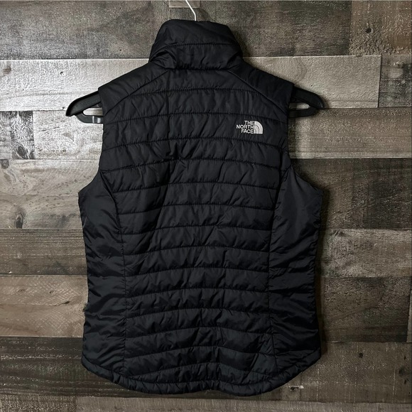SOLD The North Face Womens Puffer Jacket Small - Picture 2 of 3